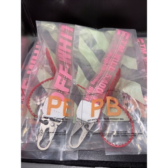 Off White keychain Lot Of 4 New With Bags Pink - Picture 3 of 4